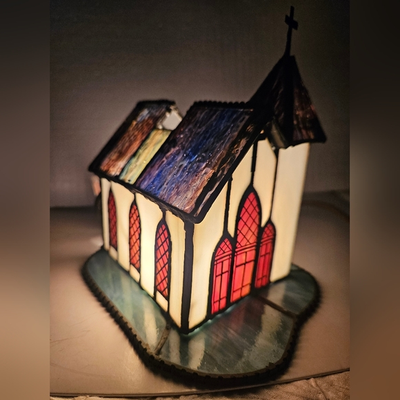Church Tiffany Style Stained Glass Lamp - Picture 6 of 12